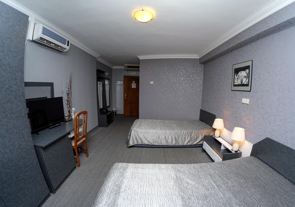 Haskovo Hotel Zewnętrze zdjęcie