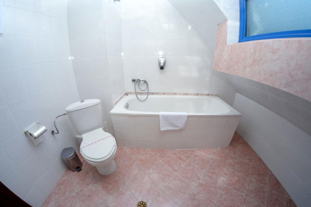 Haskovo Hotel Zewnętrze zdjęcie