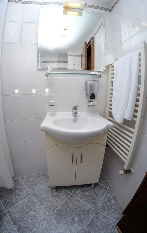 Haskovo Hotel Zewnętrze zdjęcie